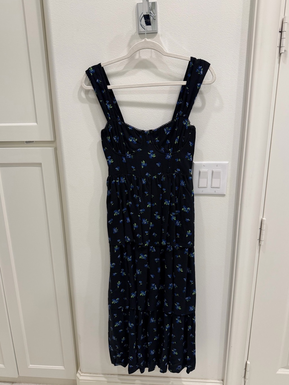 WeWoreWhat Blue Floral Tiered Corset Ditsy Midi Dress